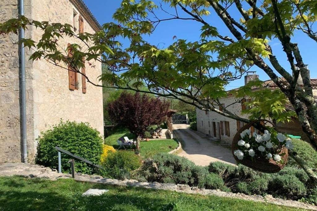 Gite Moulin De Lausseignan Barbaste Esterno foto